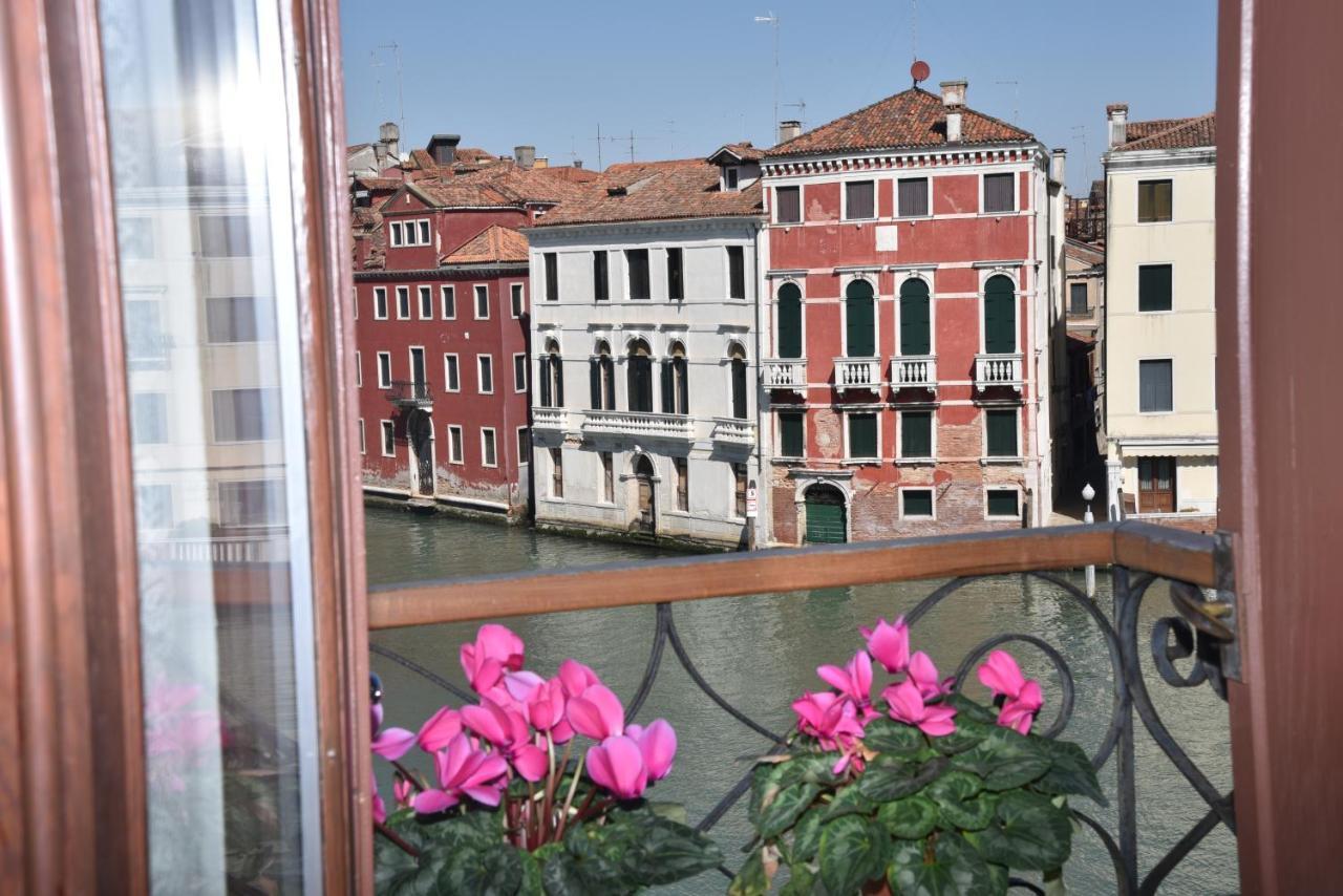 B&B Vista Sul Canal Grande Venedig Exteriör bild